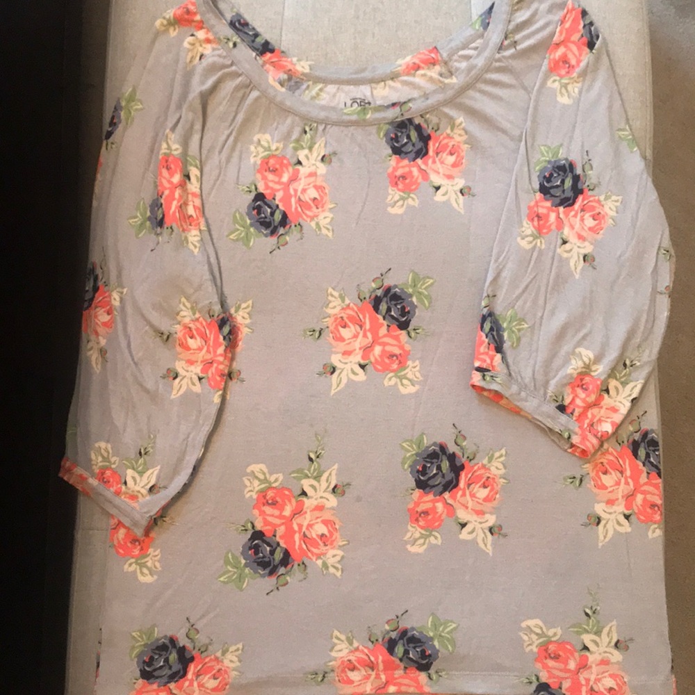 Ann Taylor Loft Floral Top 🌸 Med